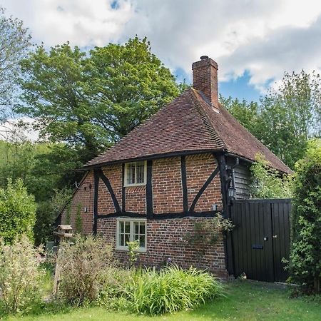 Walnut Tree Cottage By Bloom Stays Faversham Exterior foto
